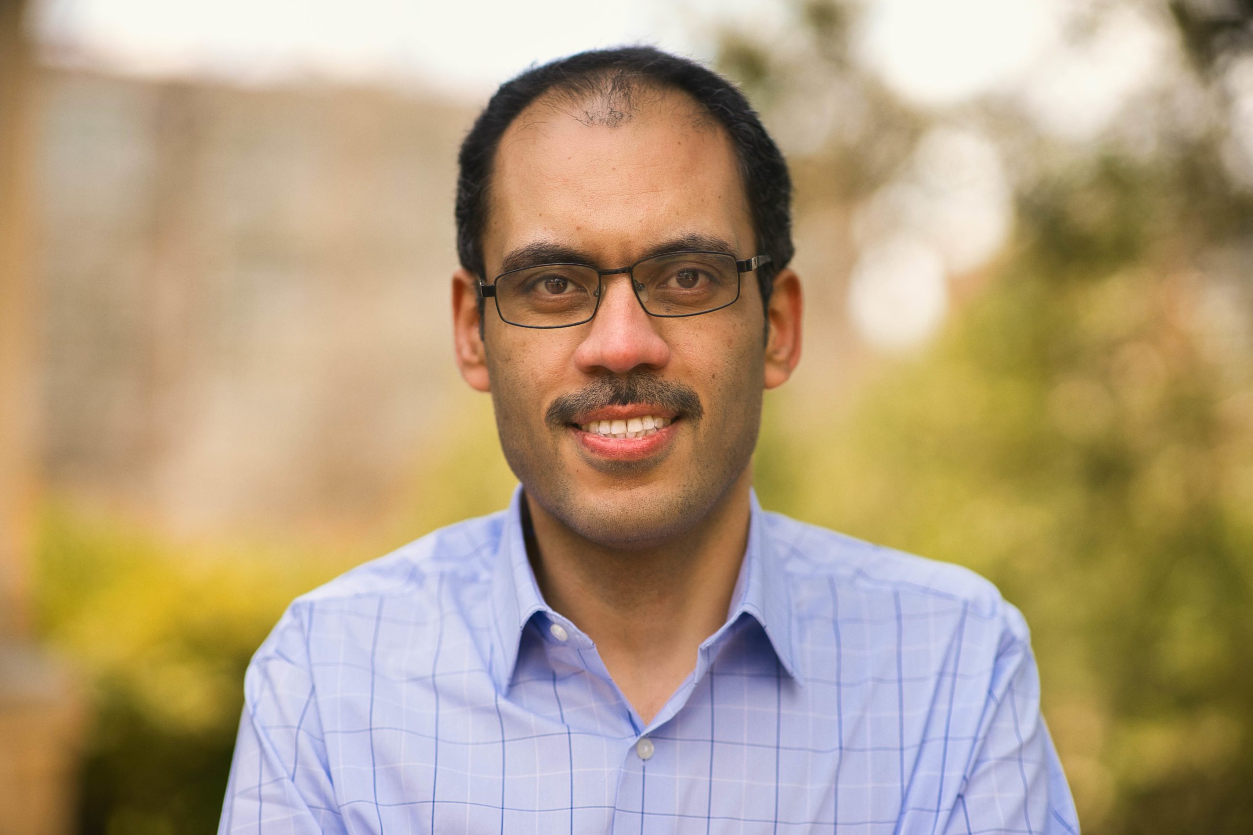 Read more about the article Professor of Arabic Honored for Excellence in Teaching with Technology